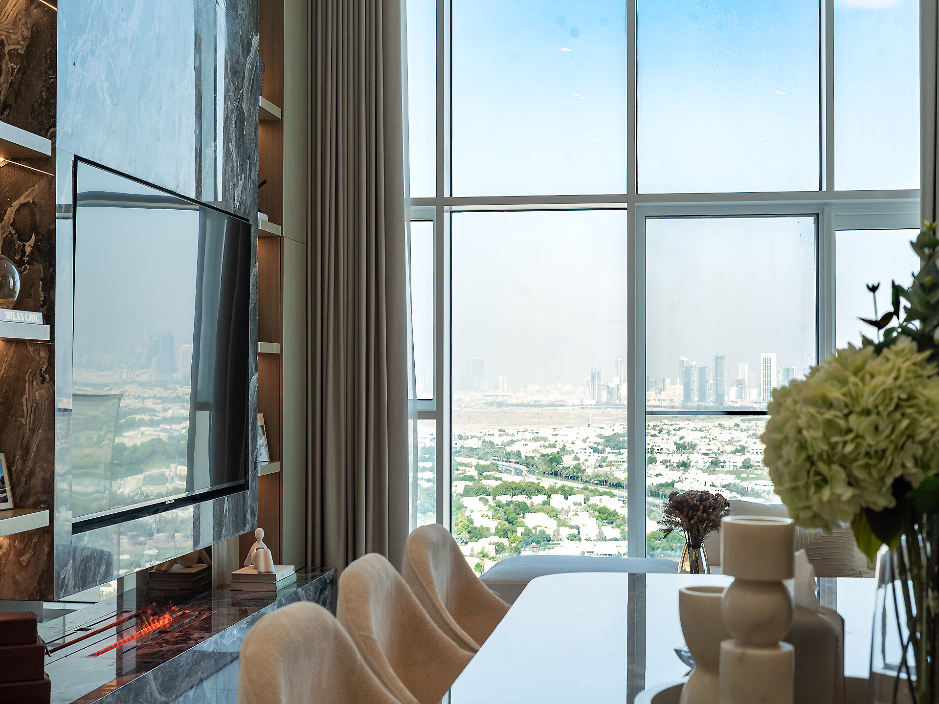 Banyan Tree residence, dining area and neighbourhood view