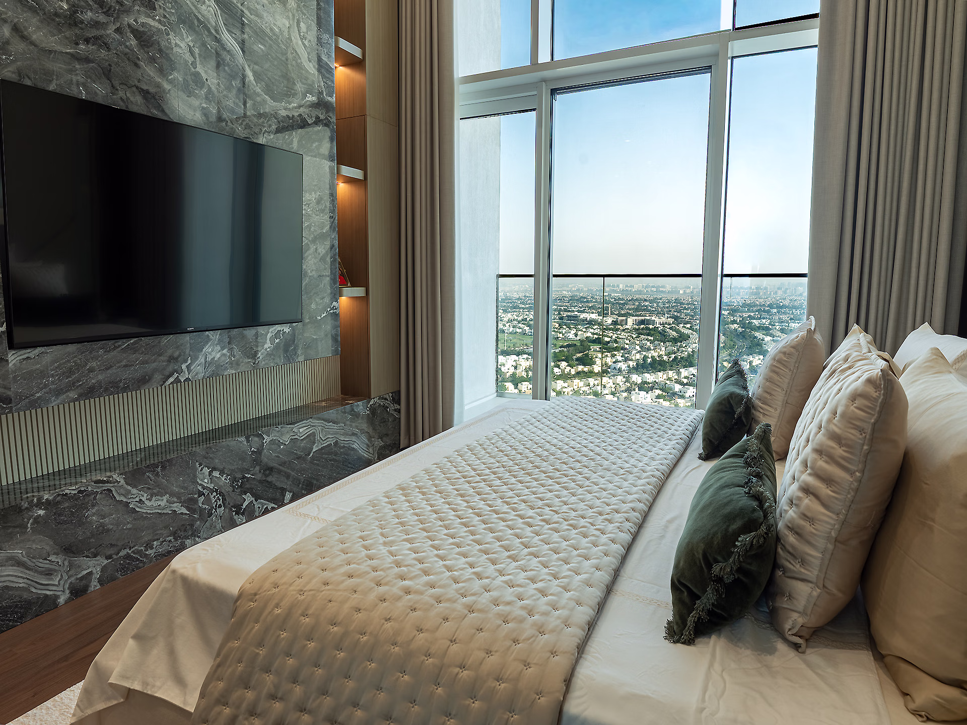 Banyan Tree residence, bedroom with balcony access